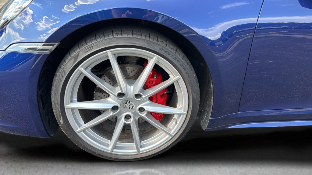 Used 2022 Porsche 911 Carrera RWD image 16