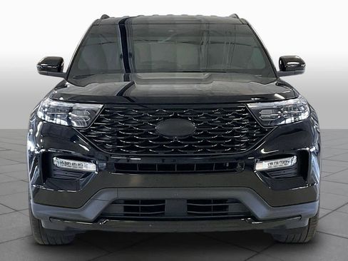 Used 2024 Ford Explorer ST-Line w/ Class IV Trailer Tow Package RWD image 3
