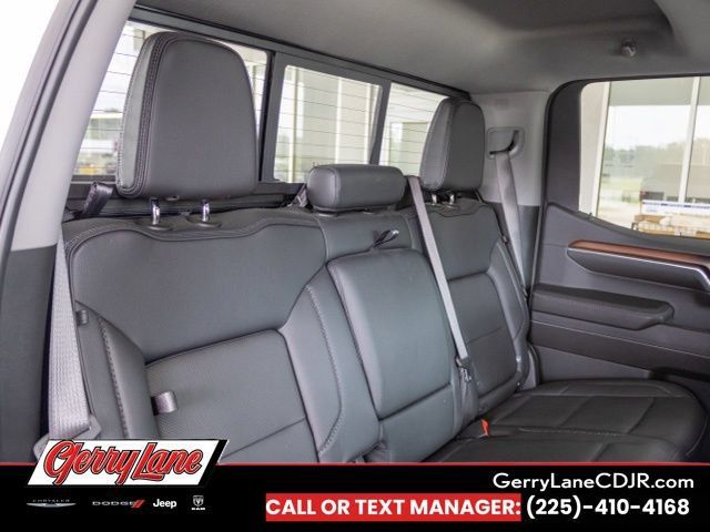Used 2024 GMC Sierra 1500 Denali w/ Denali Reserve Package AWD/4WD image 18