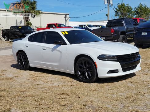 Used 2023 Dodge Charger SXT w/ Blacktop Package image 1