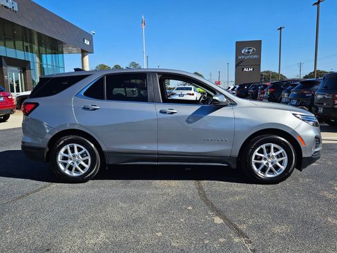 Used 2024 Chevrolet Equinox LT image 16