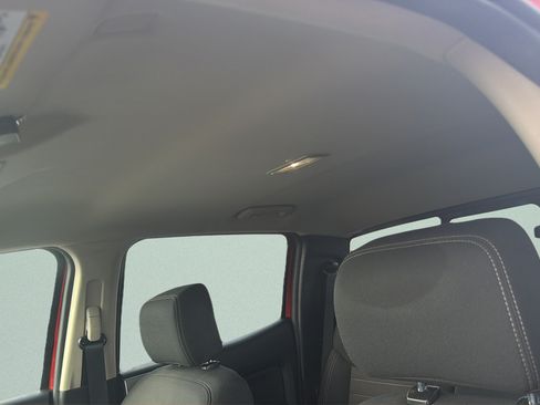 Used 2019 Ford Ranger XLT w/ Equipment Group 302A Luxury AWD/4WD image 37