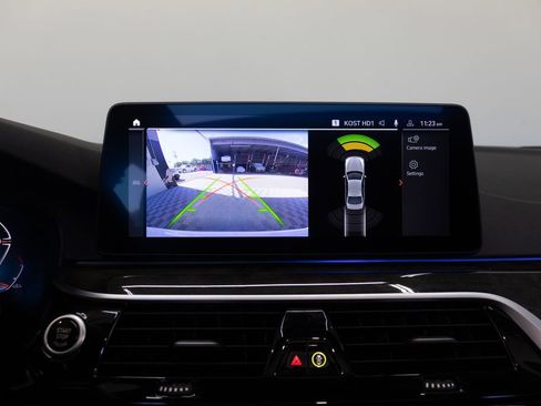 Used 2022 BMW 540i w/ M Sport Package image 29