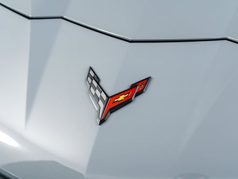 Used 2025 Chevrolet Corvette Z06 image 24