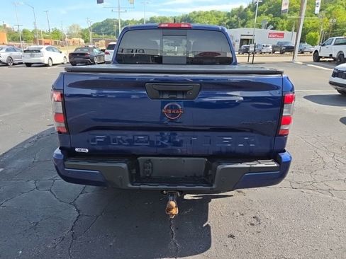 Used 2023 Nissan Frontier PRO-4X w/ Pro Convenience Package AWD/4WD image 6