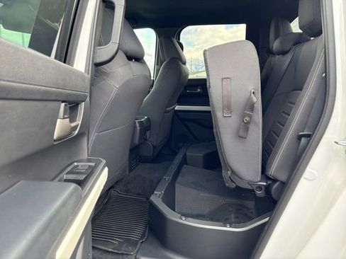 Used 2024 Toyota Tacoma TRD Sport image 21