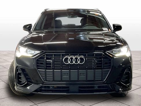 Certified 2023 Audi Q3 2.0T Premium w/ Black Optic Sport Package image 3