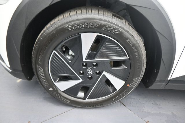 New 2027 Hyundai Ioniq 5 SE RWD image 23