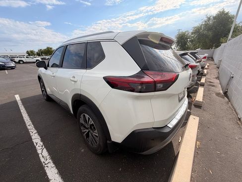 Certified 2023 Nissan Rogue SV w/ SV Premium Package FWD image 6