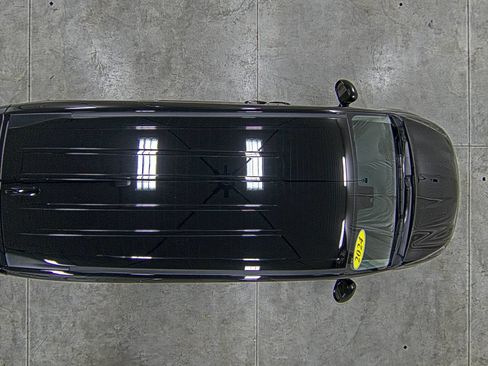 Used 2024 Chrysler Pacifica Touring-L image 40