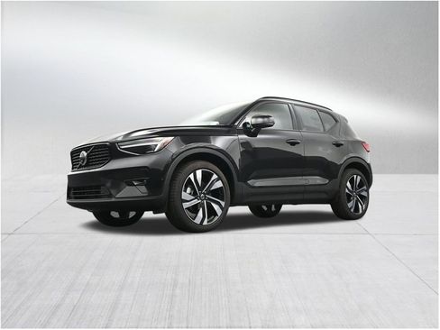 New 2026 Volvo XC40 B5 Ultra AWD/4WD image 21
