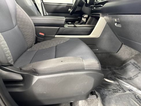 Used 2023 Toyota Tundra SR5 w/ SR5 Convenience Package AWD/4WD image 34