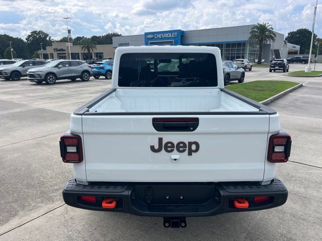 Used 2026 Jeep Gladiator Mojave AWD/4WD image 6