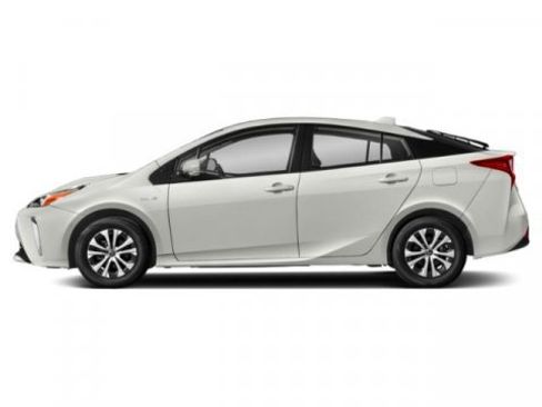 Used 2022 Toyota Prius XLE image 6