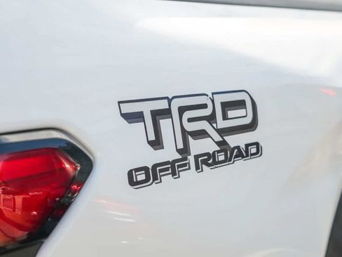 Used 2024 Toyota Tacoma TRD Off-Road AWD/4WD image 12