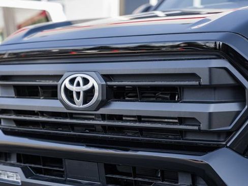 New 2026 Toyota Tacoma SR5 image 9