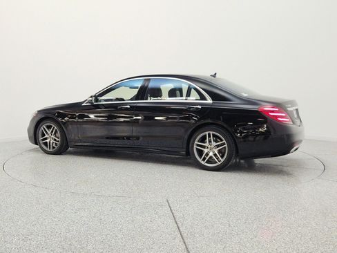 Used 2018 Mercedes-Benz S 560 Sedan image 8