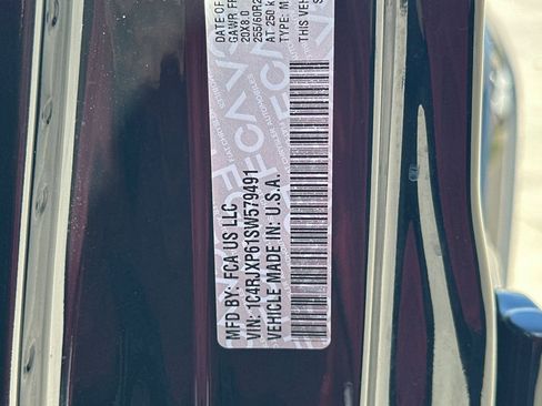 Used 2025 Jeep Wrangler Sahara 4xe image 29