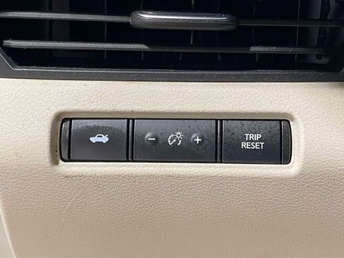 Used 2020 Nissan Altima 2.5 S FWD image 19