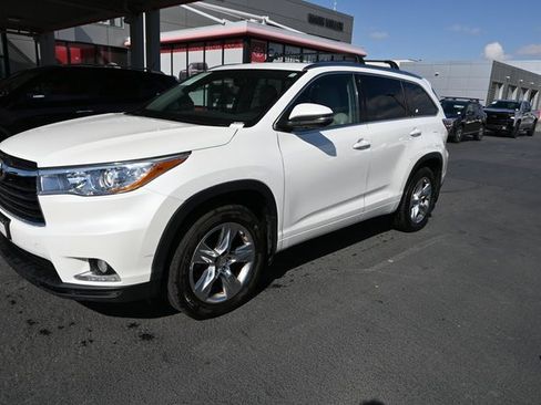Used 2015 Toyota Highlander Limited image 6