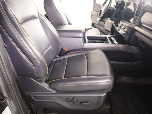 Used 2025 Ford F350 Lariat w/ Lariat Ultimate Package image 14