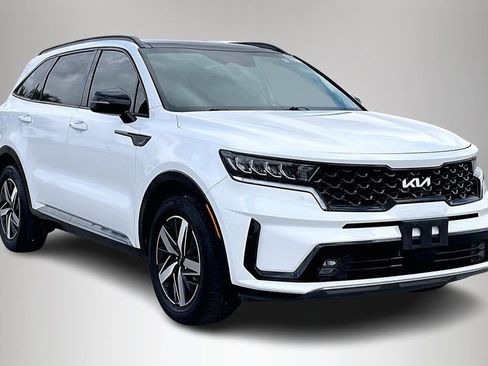 Used 2023 Kia Sorento EX w/ Panoramic Sunroof Package image 1