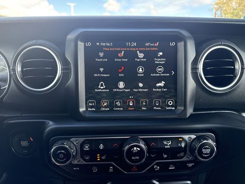 Used 2021 Jeep Wrangler Unlimited Sahara w/ Uconnect 4C Nav & Sound Group image 12