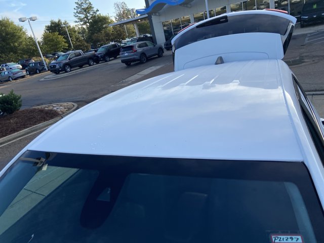 Used 2024 Chevrolet Equinox LT FWD image 28