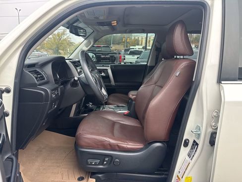 Used 2017 Toyota 4Runner Limited image 14