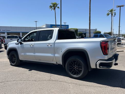 Certified 2022 GMC Sierra 1500 Elevation RWD image 4