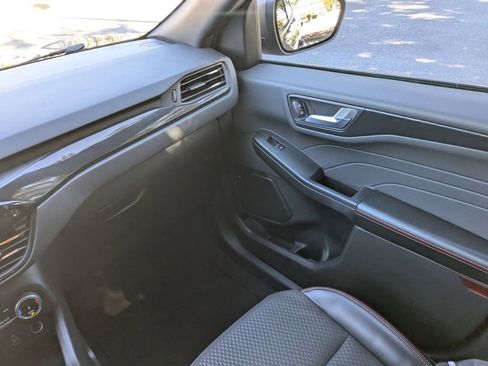 Used 2024 Ford Escape ST-Line image 16