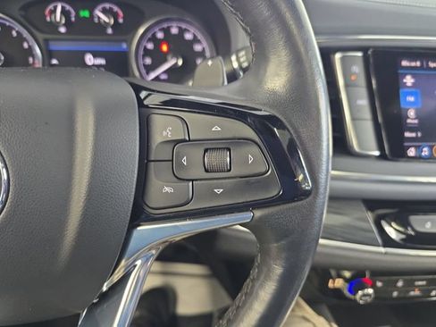 Used 2023 Buick Enclave Essence AWD/4WD image 19