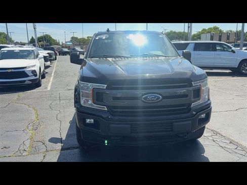 Used 2019 Ford F150 XLT w/ Equipment Group 302A Luxury AWD/4WD image 3