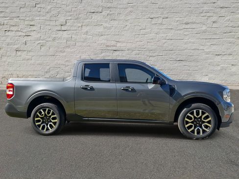 Used 2024 Ford Maverick Lariat image 4