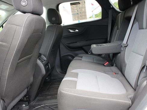 Used 2024 Chevrolet Blazer LT w/ LPO, Floor Liner Package AWD/4WD image 18