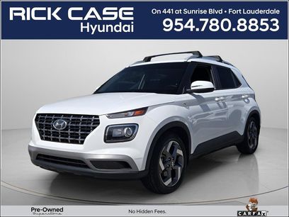Used 2022 Hyundai Venue SEL