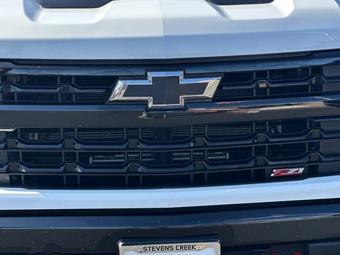 Used 2023 Chevrolet Silverado 1500 LT Trail Boss w/ Protection Package image 43