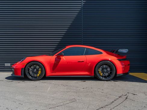 Used 2026 Porsche 911 GT3 RWD image 2