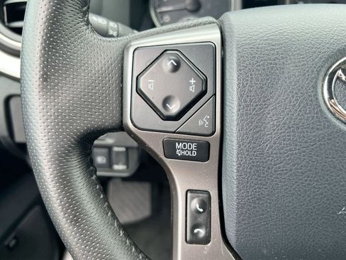 Used 2019 Toyota Tacoma Limited AWD/4WD image 23