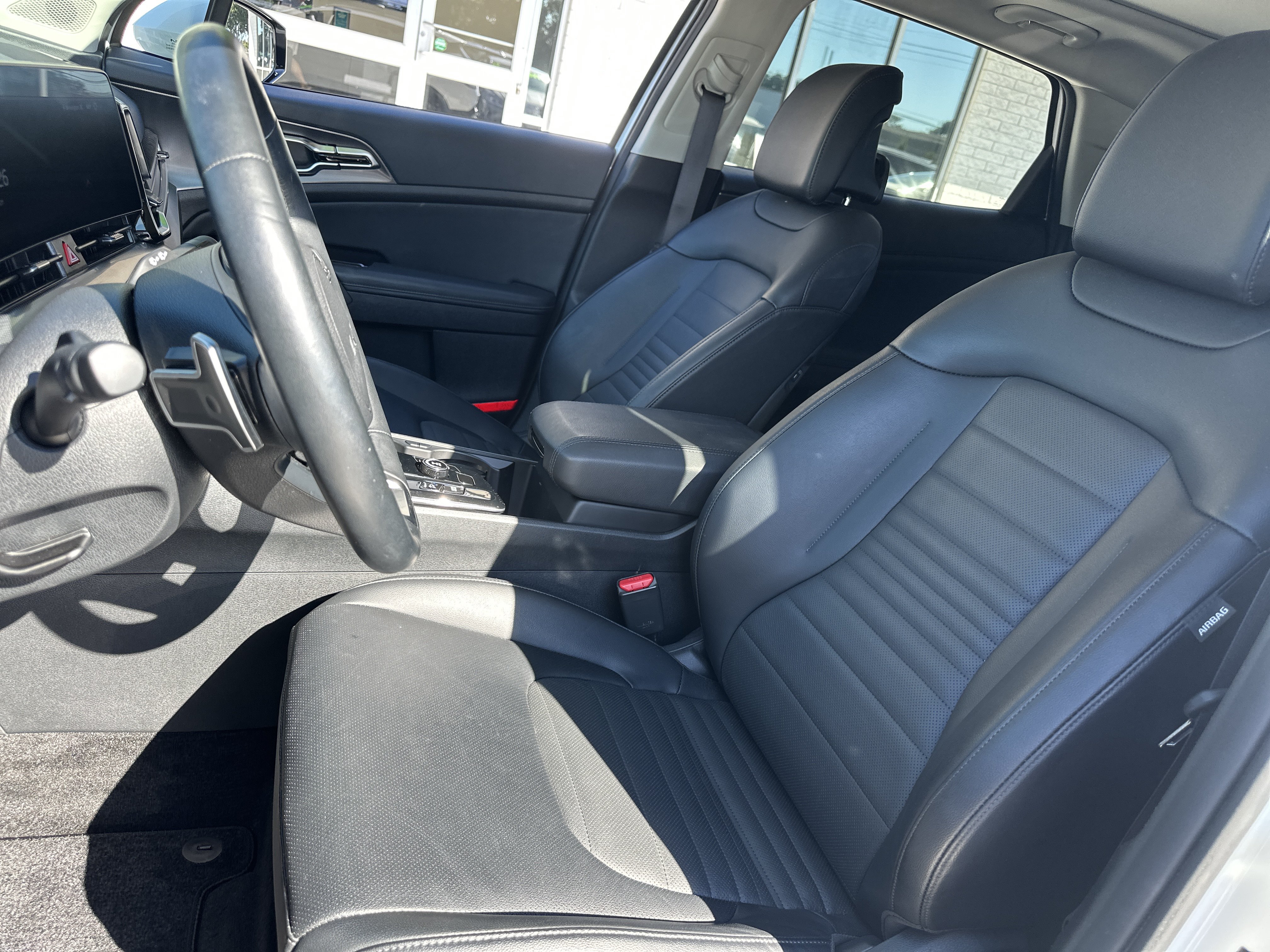 Used 2025 Kia Sportage SX Prestige AWD/4WD image 10