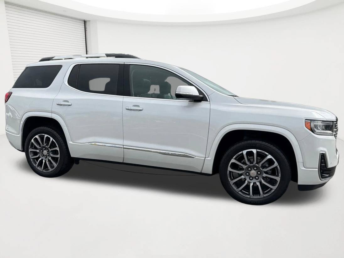 Used 2022 GMC Acadia Denali AWD/4WD image 4