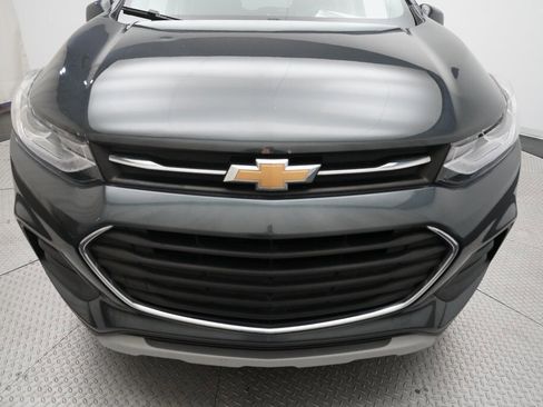 Used 2017 Chevrolet Trax LT w/ Driver Confidence Package image 21