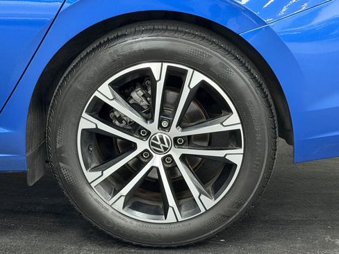 Used 2022 Volkswagen Jetta Sport image 17