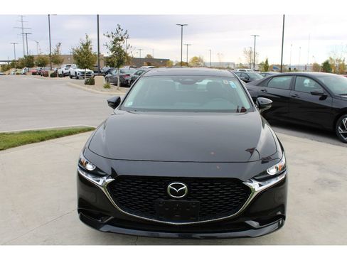 Used 2024 MAZDA MAZDA3 s image 3