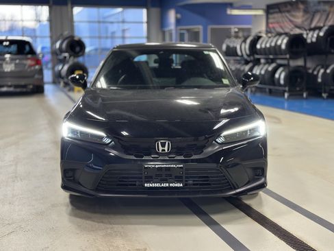 Used 2024 Honda Civic Sport image 2