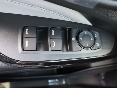 New 2026 Chevrolet Trax LT w/ LT Convenience Package FWD image 15