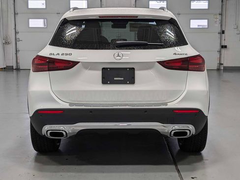 Certified 2025 Mercedes-Benz GLA 250 4MATIC image 9