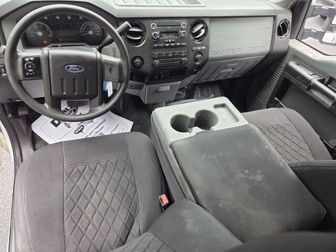 Used 2014 Ford F250 XL w/ Power Equipment Group RWD image 20