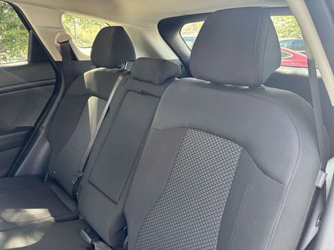 Used 2025 Kia Sportage LX FWD image 35