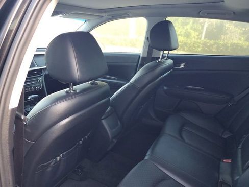 Used 2020 Kia Optima SE image 9